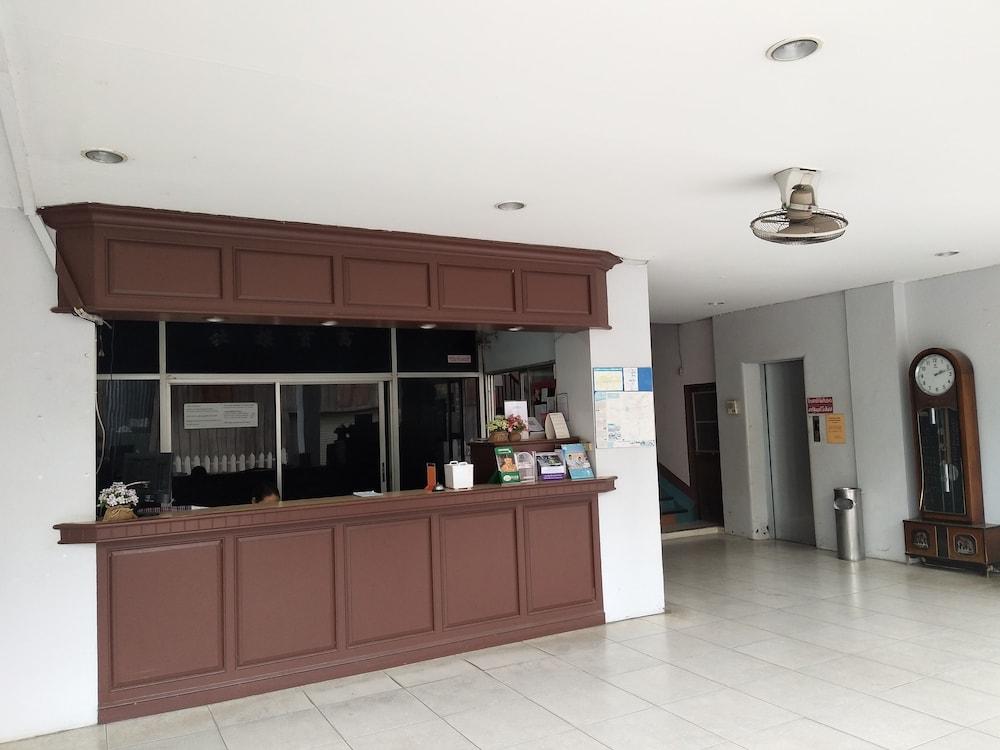 Pakchong Phubade Hotel Экстерьер фото